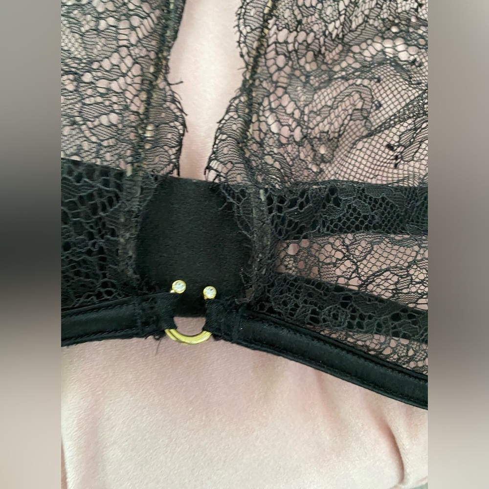 Victoria’s Secret lace bra
